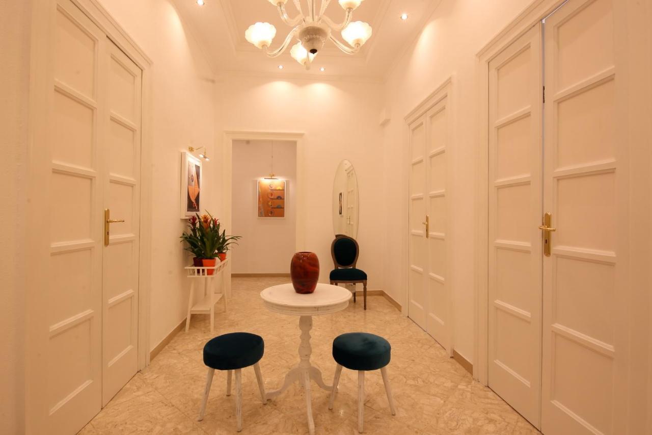 L.T. Bari Suite _ Locazioni Turistiche _ Εξωτερικό φωτογραφία